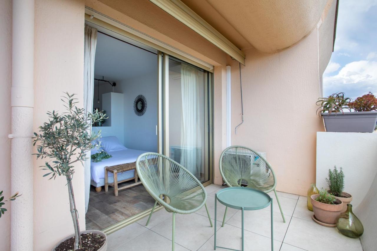 Agréable appartement avec vue mer et Parking Antibes Esterno foto