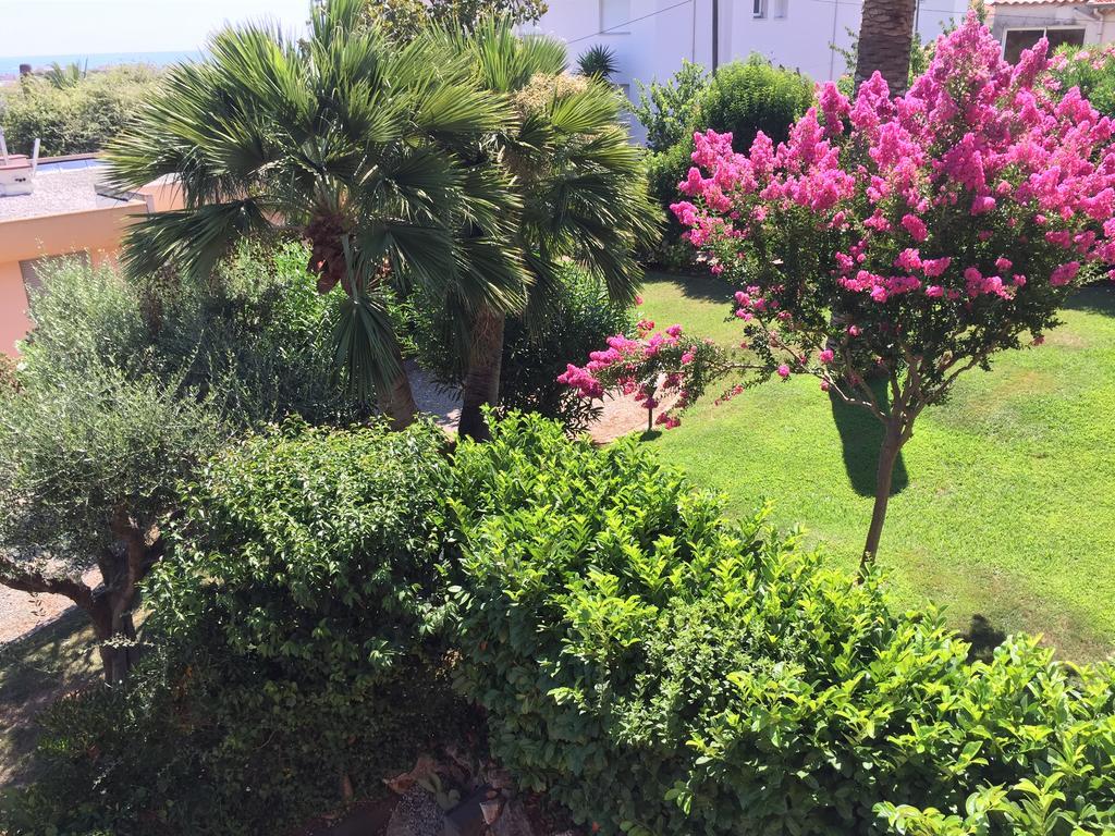 Agréable appartement avec vue mer et Parking Antibes Esterno foto